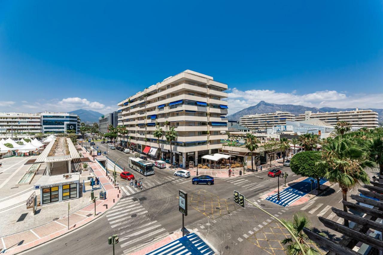 By Riva - Luxurious, Exclusive 2 Bedroom Apt Inside Puerto Banus Marbella Esterno foto